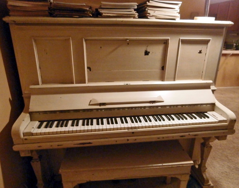 upright piano